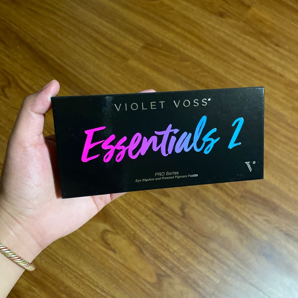 Violet Voss Essentials 2 Eyeshadow Palette
